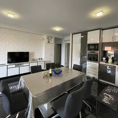 Apartament Dominka *