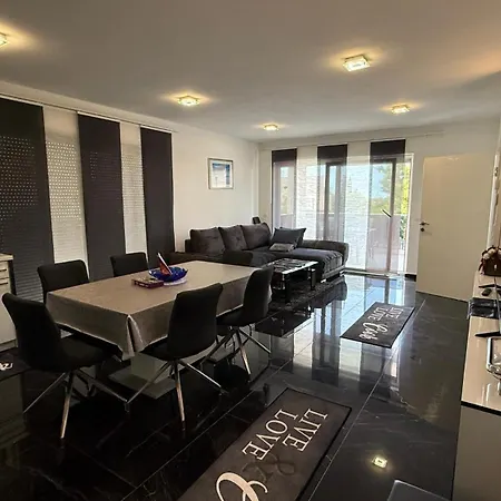 Dominka Apartamento
